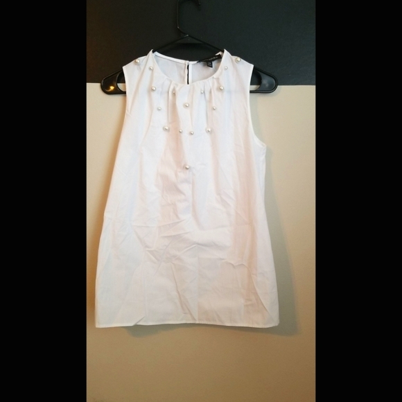 BRAND NEW WITH TAGS! BANANA REPUBLIC PEARL EMBELLISHED LINEN TOP - Picture 5 of 15